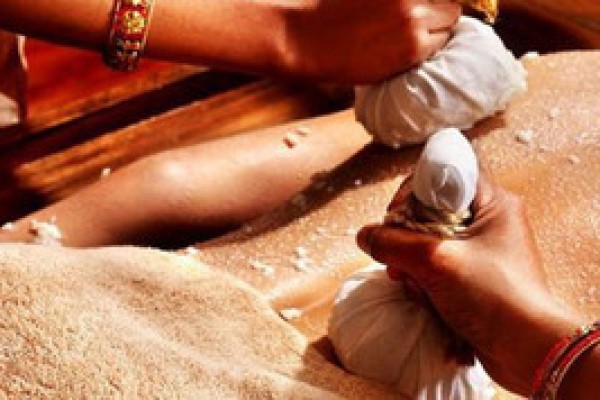 jananiayurvedamassaggiogambe-531.jpg